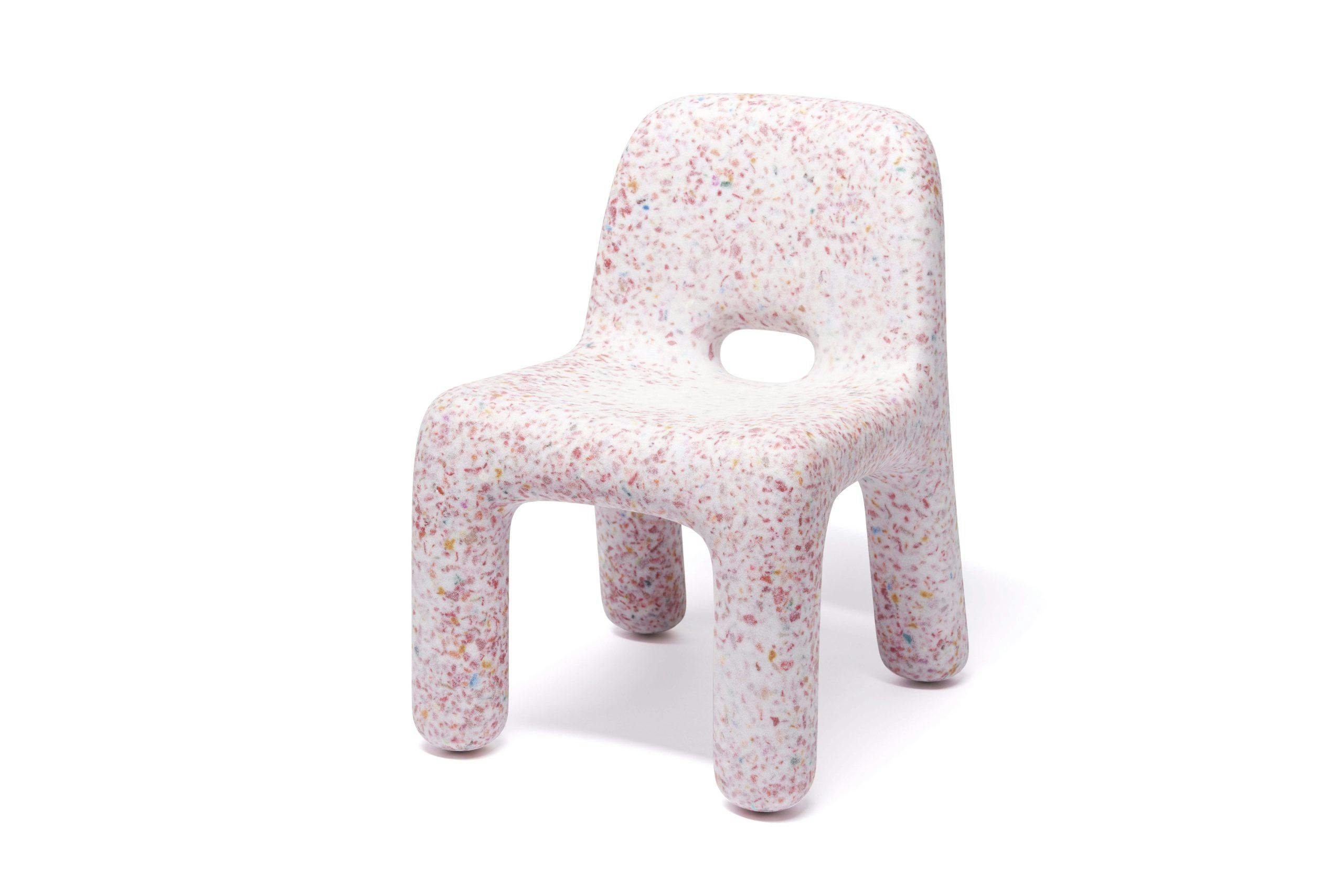 10 ecobirdy charliechair strawberry perspective front photocreditarnejennard sZ7VKnbx